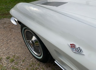 1963 Chevrolet Corvette Stingray (C2) Convertible