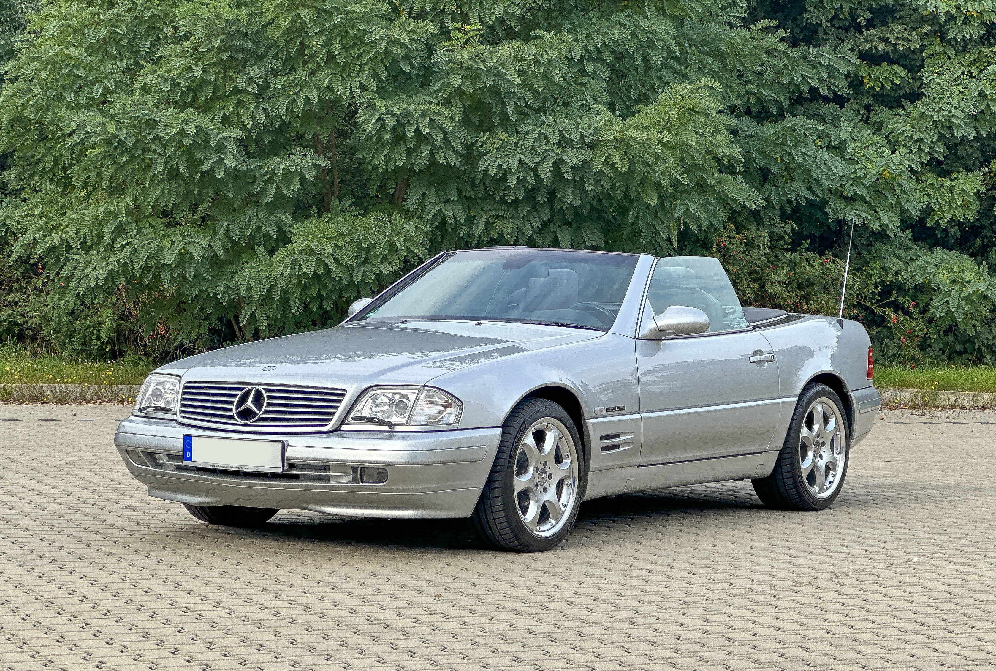 Mercedes-Benz SL 2001 シルバー 2001 Mercedes-Benz (R129) SL 500 - 'SL Edition' for sale by