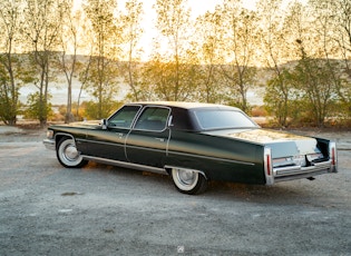 1975 Cadillac Fleetwood Sixty Special Brougham 