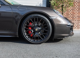 2015 Porsche 911 (991) Carrera 4 GTS