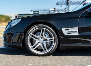 2011 Mercedes-Benz (R230) SL63 AMG