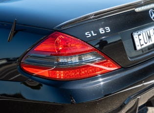 2011 Mercedes-Benz (R230) SL63 AMG