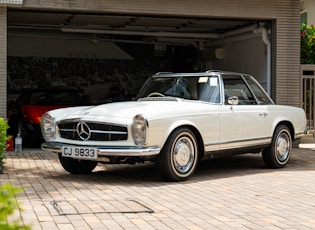 1969 Mercedes-Benz 280 SL Pagoda - HK Registered