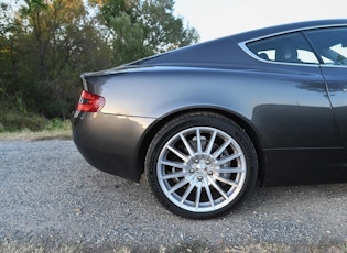 2007 Aston Martin DB9 - Manual - 18,000 KM