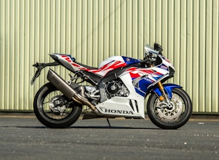 2023 Honda CBR1000RR-R Fireblade SP 30th Anniversary