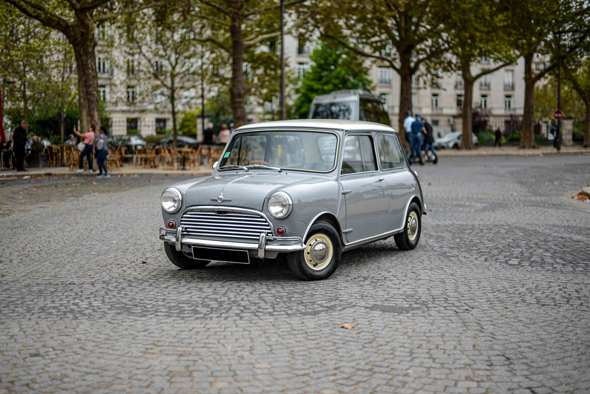 売約済／Morris MINI Cooper S 1964 Morris Mini Cooper S Mk1 for sale by auction in Paris