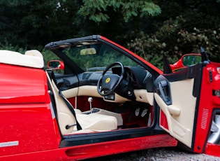 1996 Ferrari F355 Spider - Manual