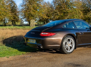 2009 Porsche 911 (997.2) Carrera - Manual