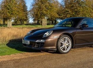 2009 Porsche 911 (997.2) Carrera - Manual