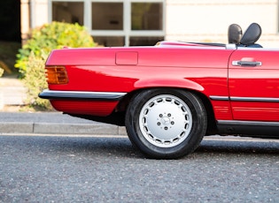 1989 Mercedes-Benz (R107) 300 SL