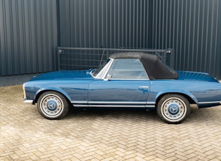 1971 Mercedes-Benz 280 SL Pagoda