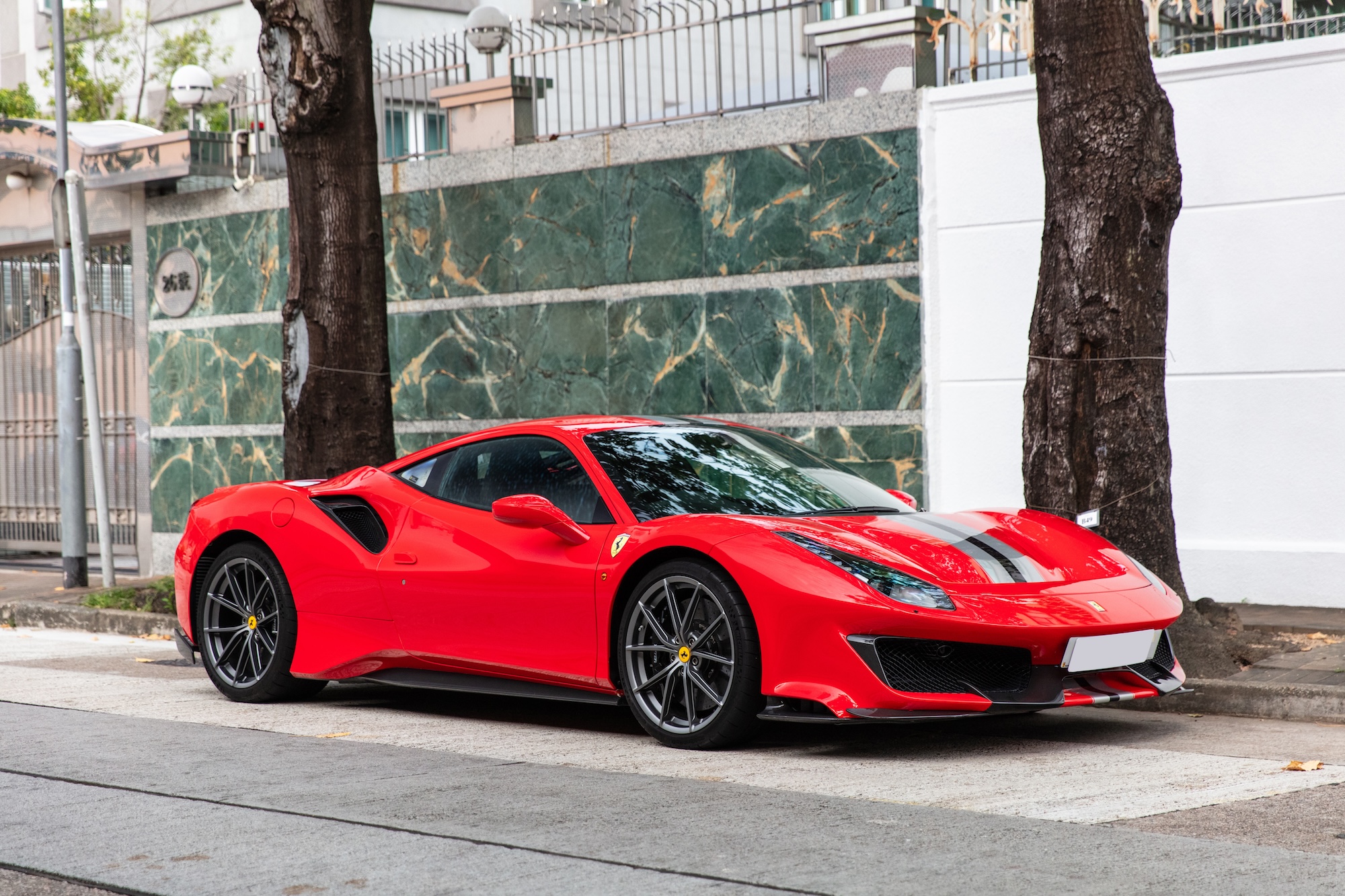 『入手困難』Ferrari 488 PISTA カタログ 5枚入り 入手困難』Ferrari 488 PISTA カタログ 5枚入り