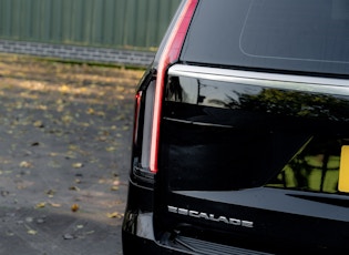 2021 Cadillac Escalade ESV Premium Luxury - 2,626 Miles
