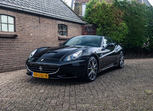 2010 Ferrari California