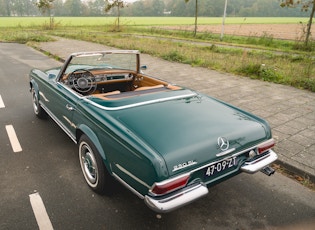 1966 Mercedes-Benz 230 SL Pagoda