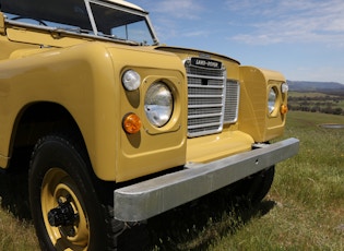 1974 Land Rover Series III 109"