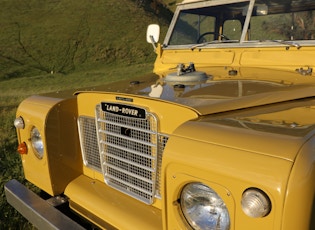 1974 Land Rover Series III 109"