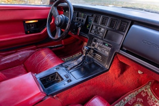 1987 Chevrolet Corvette (C4) Convertible  