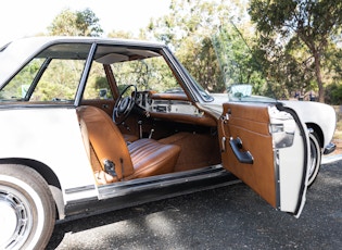 1969 Mercedes-Benz 280 SL Pagoda