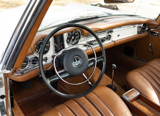 1969 Mercedes-Benz 280 SL Pagoda