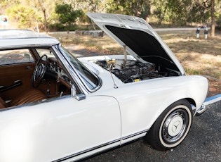 1969 Mercedes-Benz 280 SL Pagoda