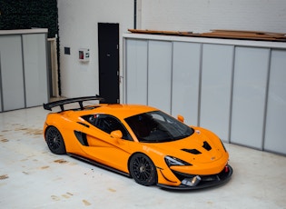 2018 McLaren 570S GT4 – VAT Q 