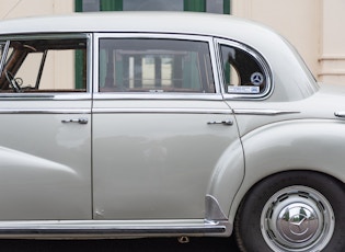 1954 Mercedes-Benz (W186) 300b Saloon 