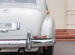 1954 Mercedes-Benz (W186) 300b Saloon 