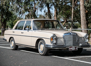 1972 Mercedes-Benz (W108) 280 SE 3.5 V8 