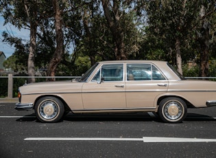 1972 Mercedes-Benz (W108) 280 SE 3.5 V8 