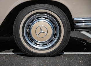 1972 Mercedes-Benz (W108) 280 SE 3.5 V8 