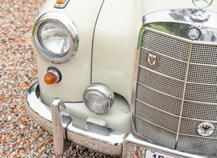 1957 Mercedes-Benz (W180-II) 220 S Cabriolet