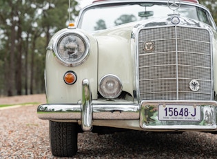 1957 Mercedes-Benz (W180-II) 220 S Cabriolet