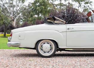 1957 Mercedes-Benz (W180-II) 220 S Cabriolet