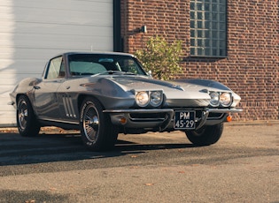 1965 Chevrolet Corvette Stingray (C2) 