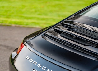 2015 Porsche 911 (991) Carrera 'Black Edition'