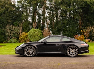 2015 Porsche 911 (991) Carrera 'Black Edition'