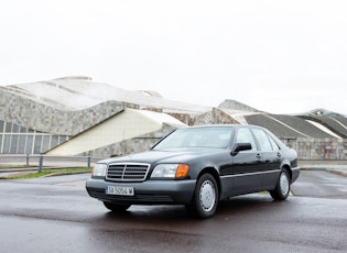 1991 Mercedes-Benz (W140) 300 SE