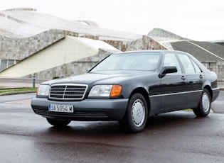 1991 Mercedes-Benz (W140) 300 SE