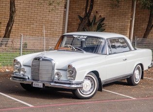 1965 Mercedes-Benz (W111) 220 SEB Coupe 