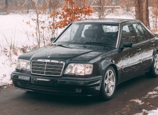 1994 Mercedes-Benz (W124) E500 Limited 