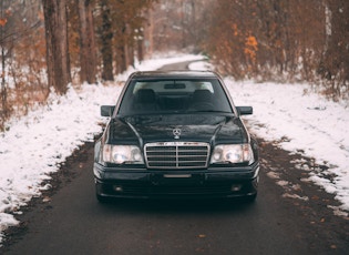 1994 Mercedes-Benz (W124) E500 Limited 