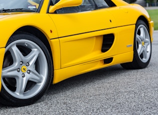 1996 Ferrari F355 GTS - Manual