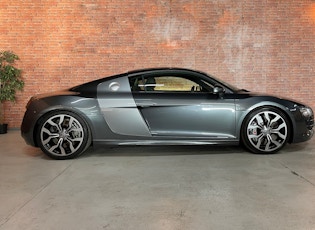 2009 Audi R8 V10 - Manual