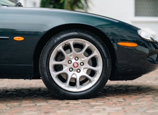 2000 Jaguar XKR 4.0 Cabriolet 