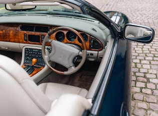 2000 Jaguar XKR 4.0 Cabriolet 