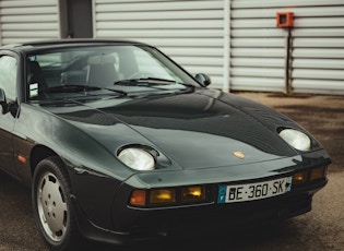 1982 Porsche 928 S - Manual