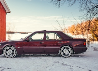 1992 Mercedes-Benz (W124) 500E