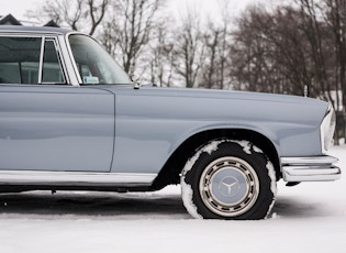 1968 Mercedes-Benz (W111) 280 SE