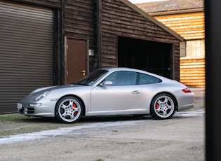 2005 Porsche 911 (997) Carrera S - Manual